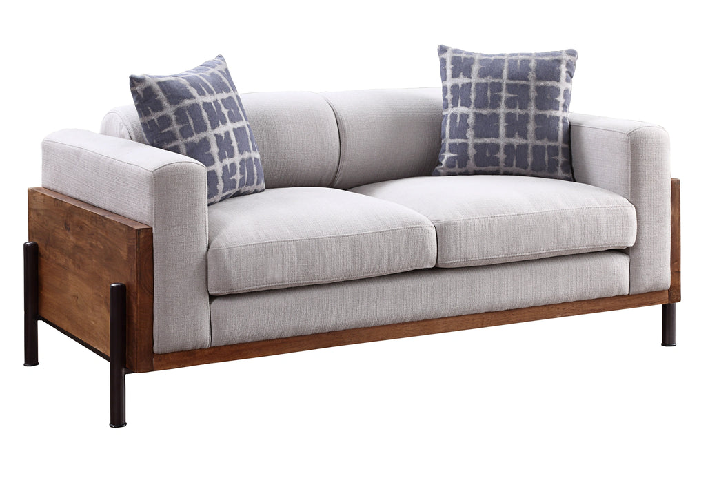 Loveseat w/2 Pillows