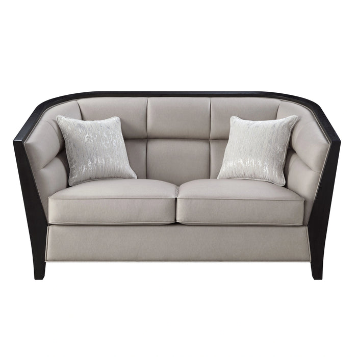 Loveseat w/2 Pillows