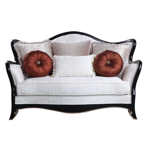 Loveseat w/6 Pillows