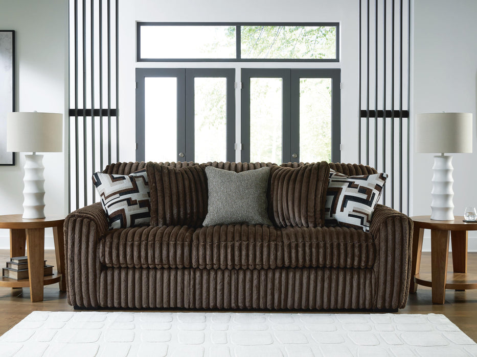 Midnight-Madness Sofa