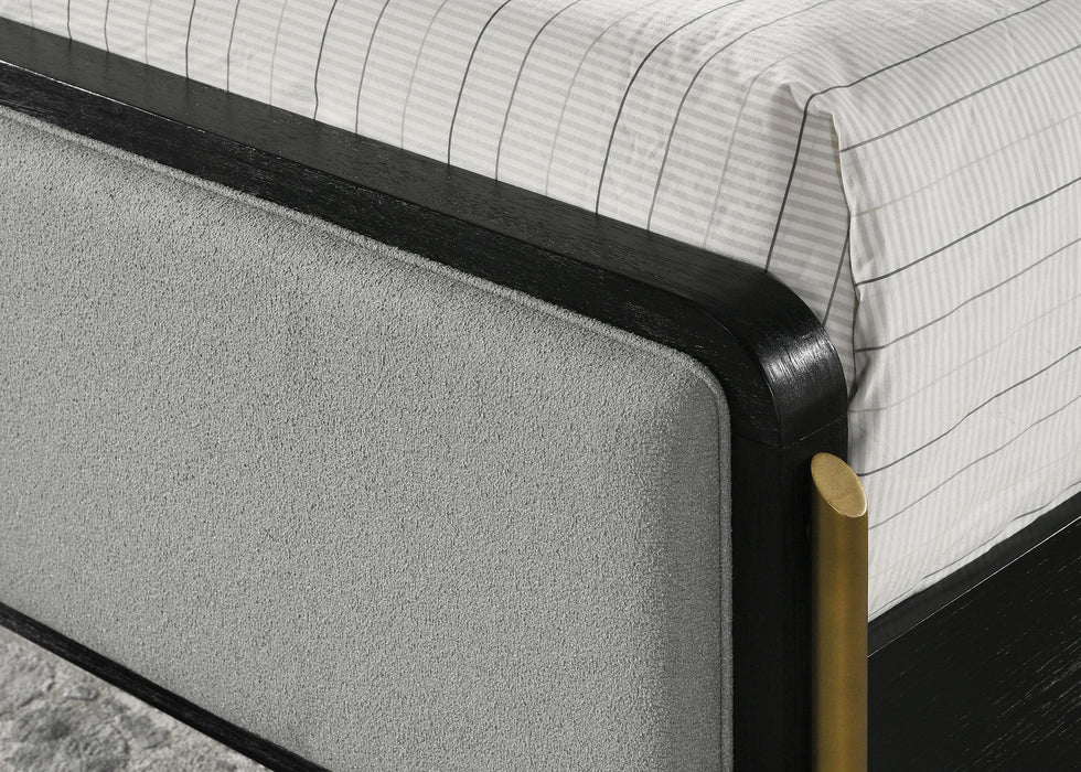 Arini Panel Bed