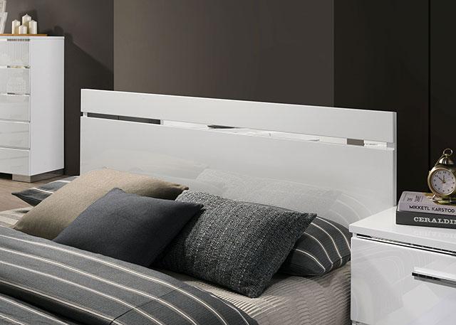 Erlach 4 & 5 Piece Queen Bedroom Set