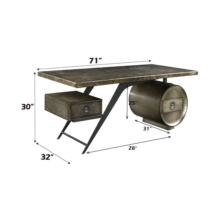 Executive Desk w/USB Port